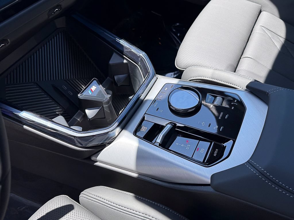 New 2026 Alpine White BMW 30 xDrive image 10