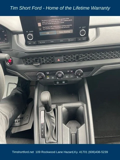 Used 2025 Gray Honda LX image 13