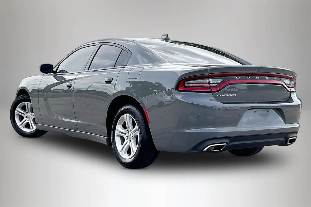 Certified Used 2023 Gray Dodge SXT image 4