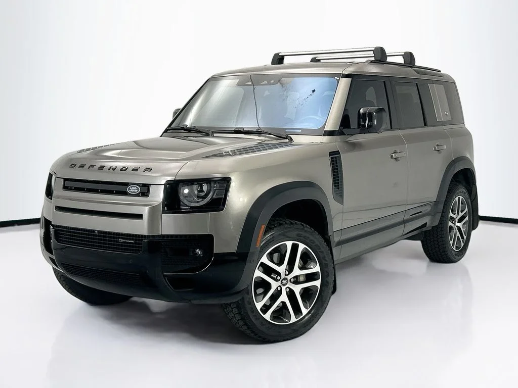 2022 Land Rover Defender X-Dynamic HSE's photo