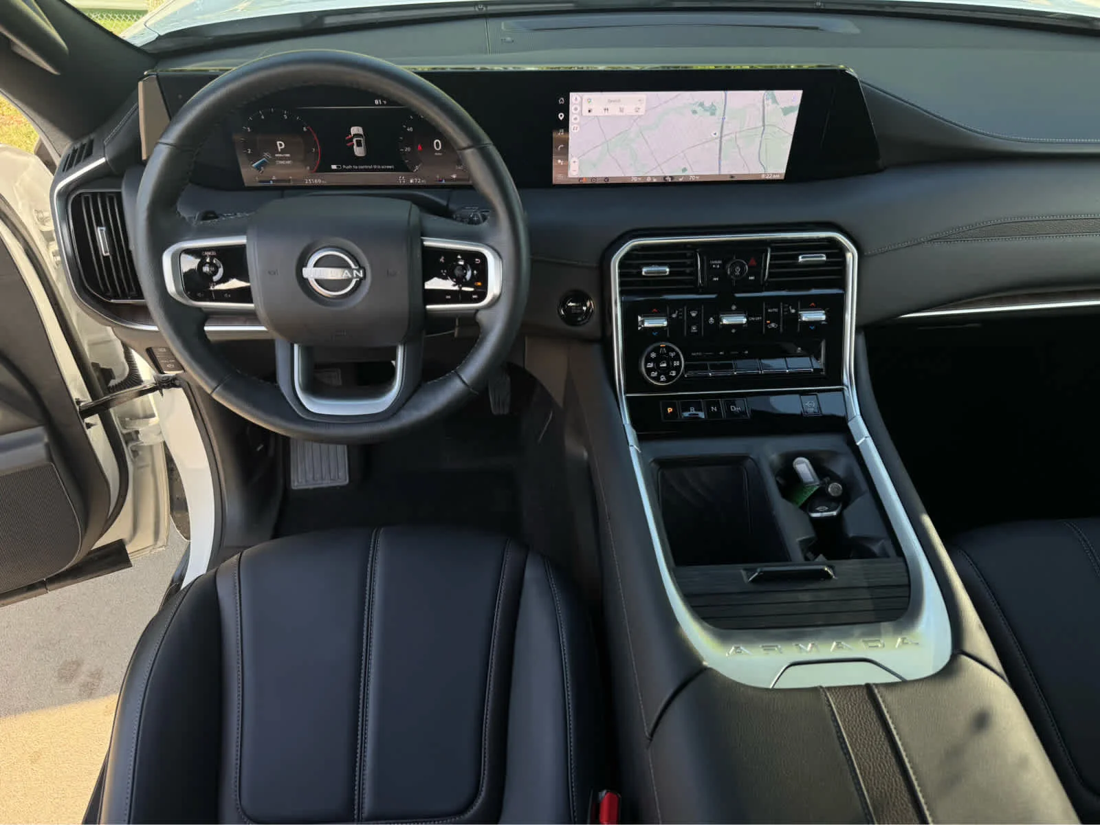 Used 2025 Aspen White Tricoat Nissan SL image 20