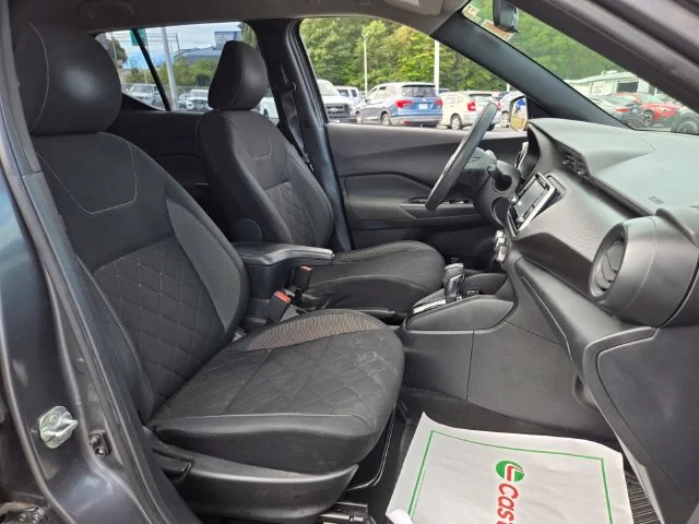 Used 2020 Gray Nissan S image 20