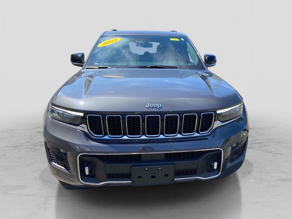Used 2023 Gray Jeep Overland image 13