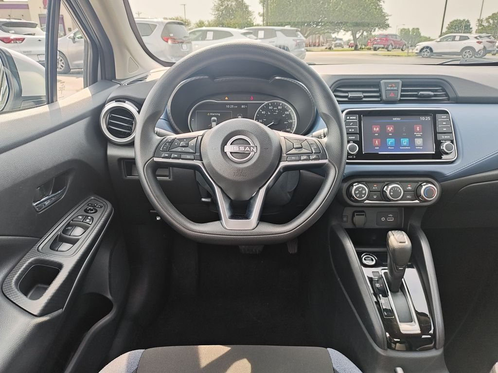 Used 2025 Silver Nissan 1.6 SV image 16