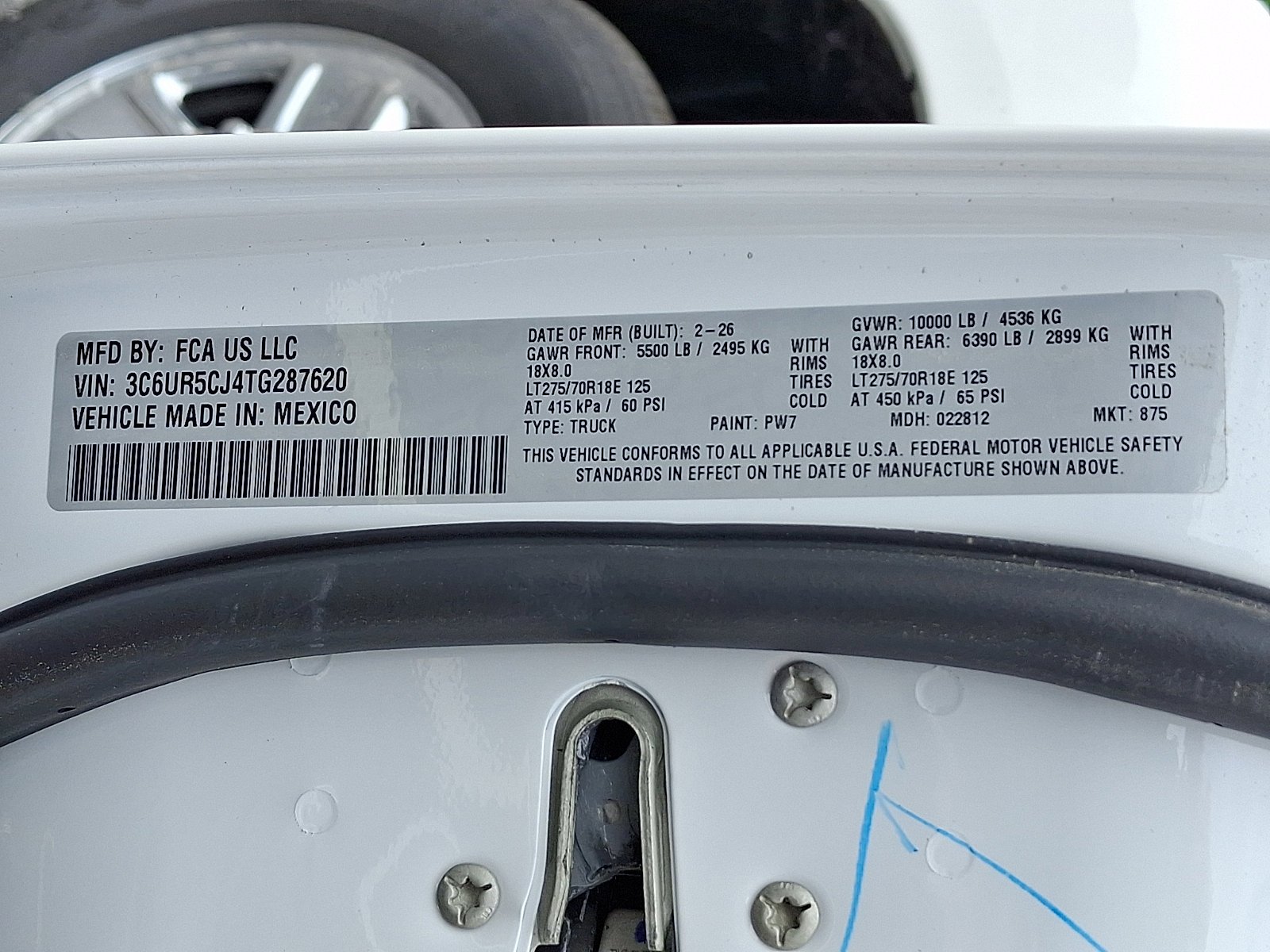 New 2026 Bright White Clear-Coat Exterior Paint RAM Tradesman image 18