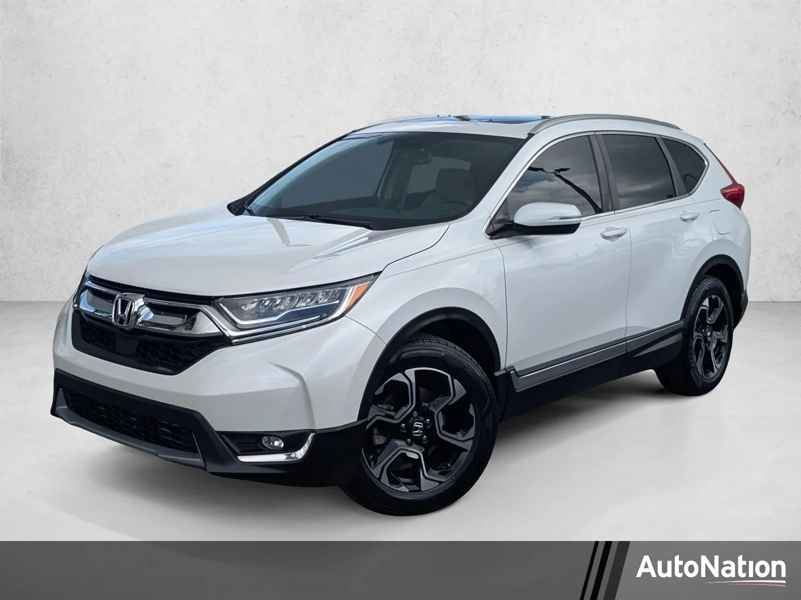Used 2019 Platinum White Pearl Honda Touring image 1
