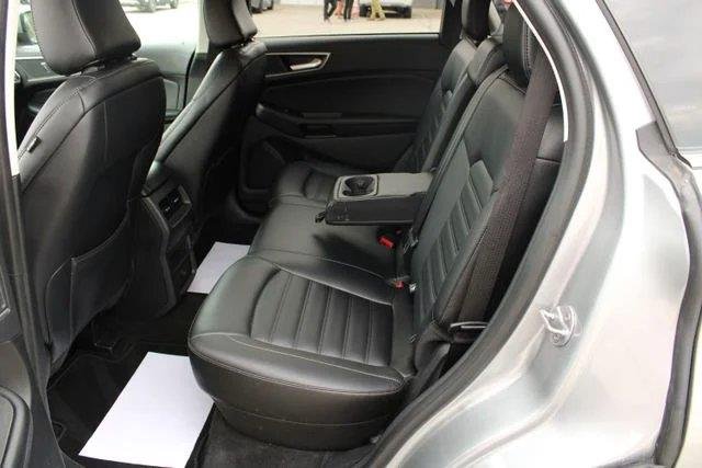 Used 2024 Iconic Silver FORD SEL AWD image 6
