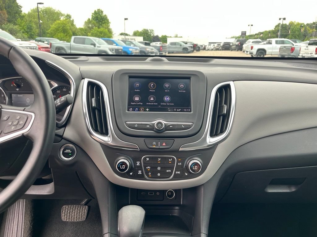 Used 2024 Summit White Chevrolet LT image 26