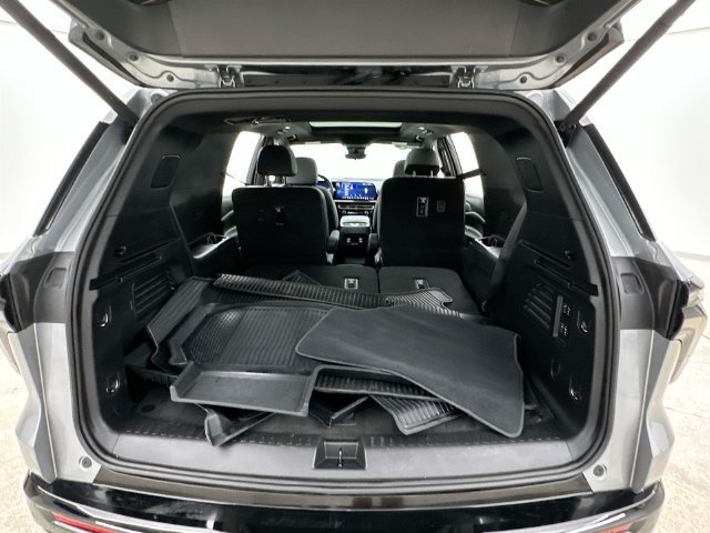 2025 Chevrolet Traverse High Country - Photo 40