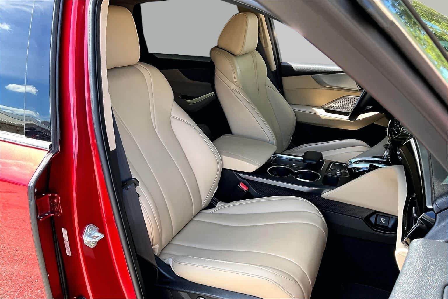 Used 2024 Performance Red Pearl Acura  image 9