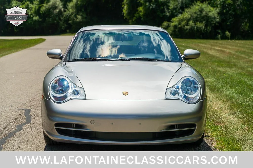 Used 2002 Silver Porsche Carrera image 14