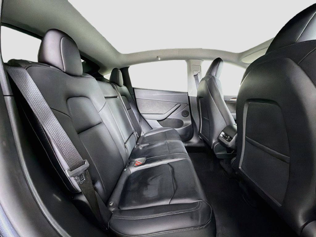 Used 2022 Gray Tesla Long Range image 29