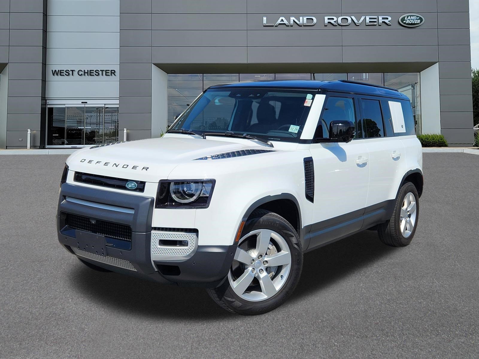 Certified Used 2024 Fuji White Land Rover S image 1