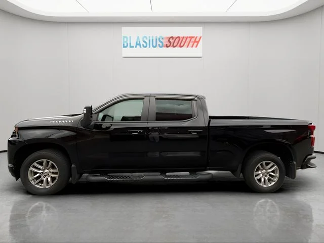 Used 2022 Black Chevrolet RST image 5