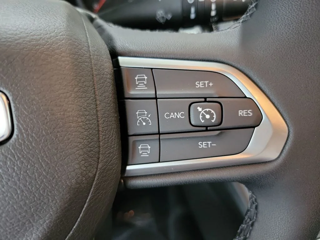 New 2026 Red Hot Pearlcoat Jeep Limited image 17