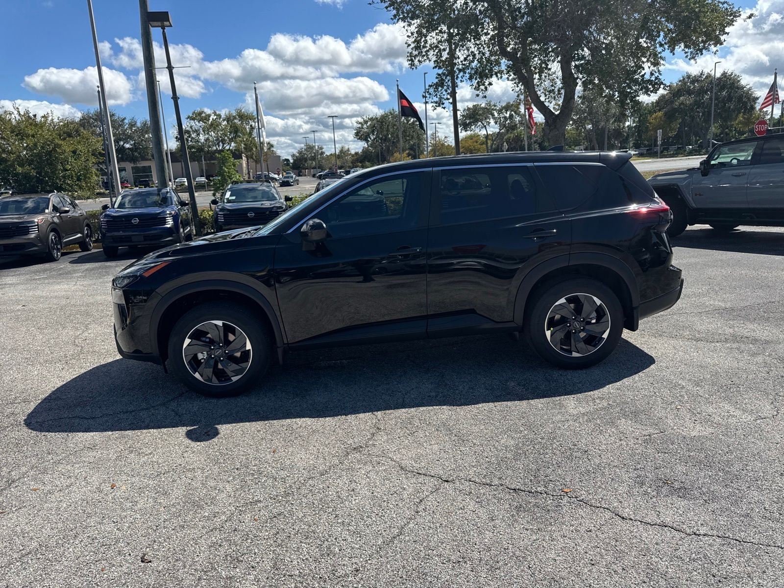 New 2026 Nissan Rogue SV 4D Sport Utility