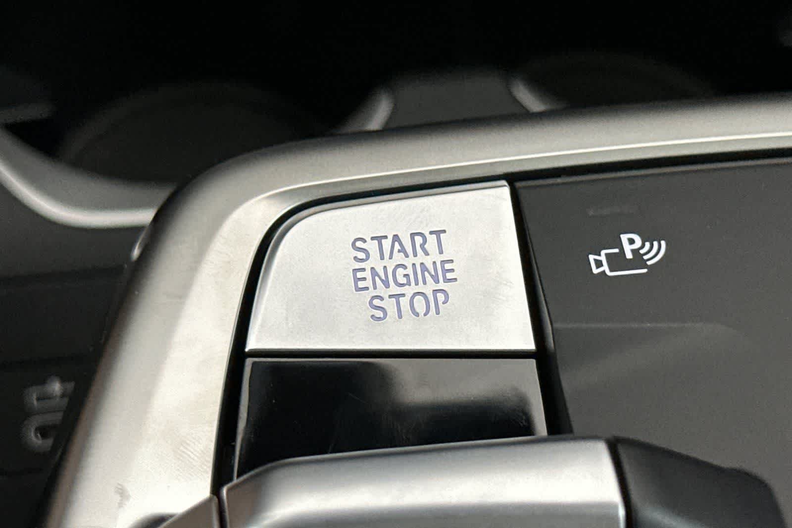 Used 2026 Alpine White BMW xDrive28i image 23