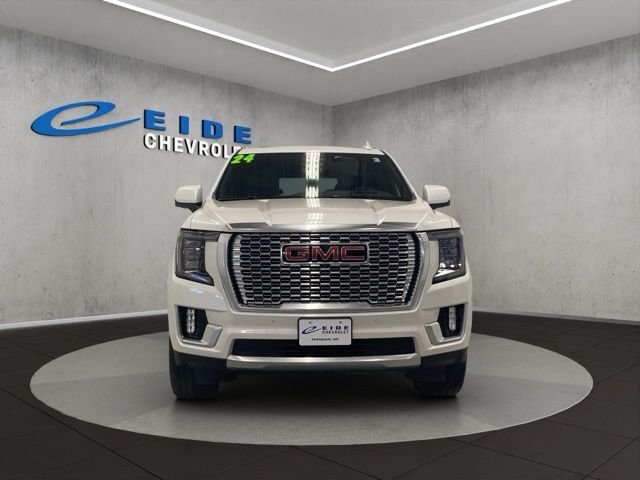 Used 2024 White GMC Denali image 10