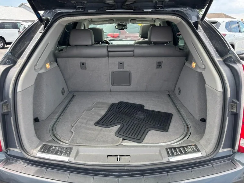 Used 2010 Gray Flannel Cadillac Luxury Collection image 6