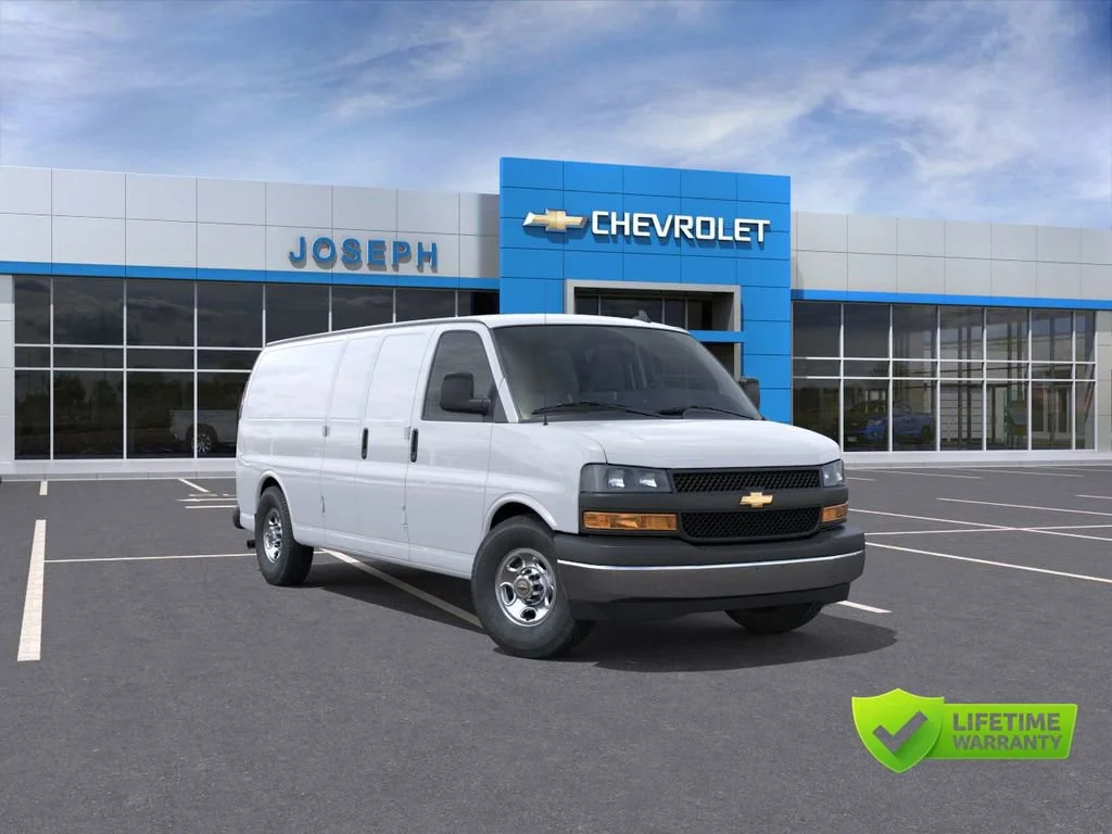 2025 Chevrolet Express 3500 Extended Work Van's photo