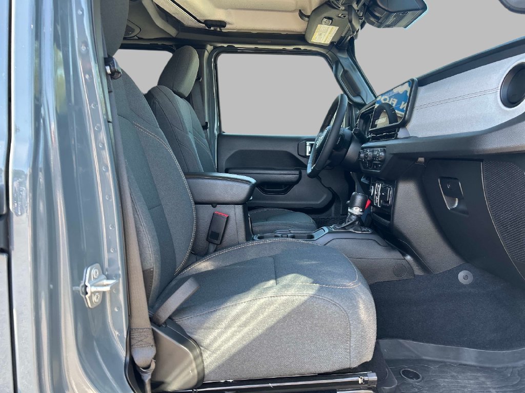 Used 2024 Gray Jeep Sport S 4xe image 17