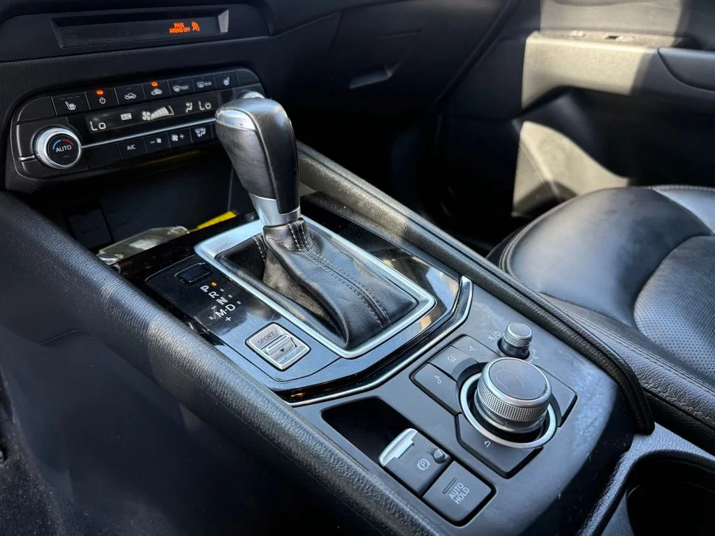 Used 2023 Rhodium White Metallic Mazda 2.5 S Preferred Package image 17