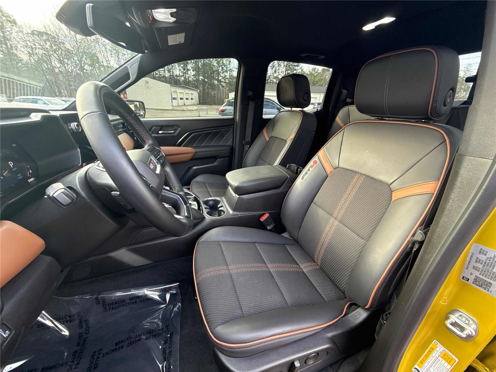 2024 GMC Canyon AT4 - Photo 10