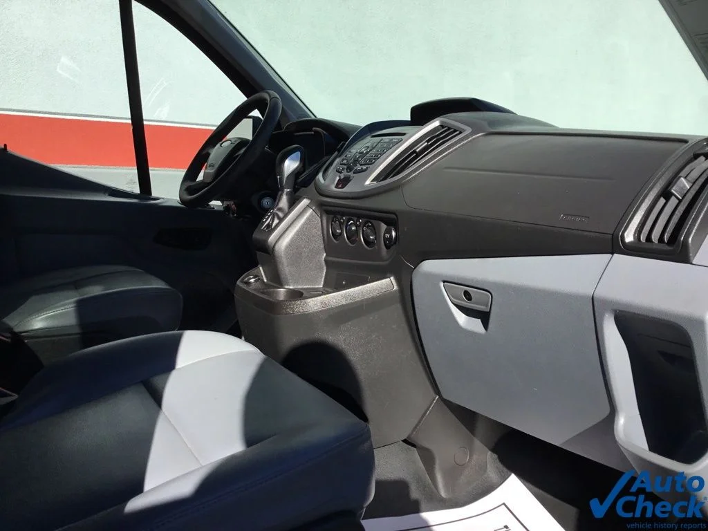 Used 2019 Gray Ford XL image 27