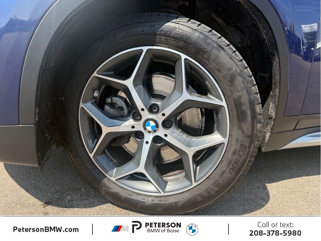 Used 2018 Blue BMW xDrive28i image 35