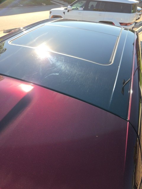 Used 2017 Red Lincoln Reserve image 27