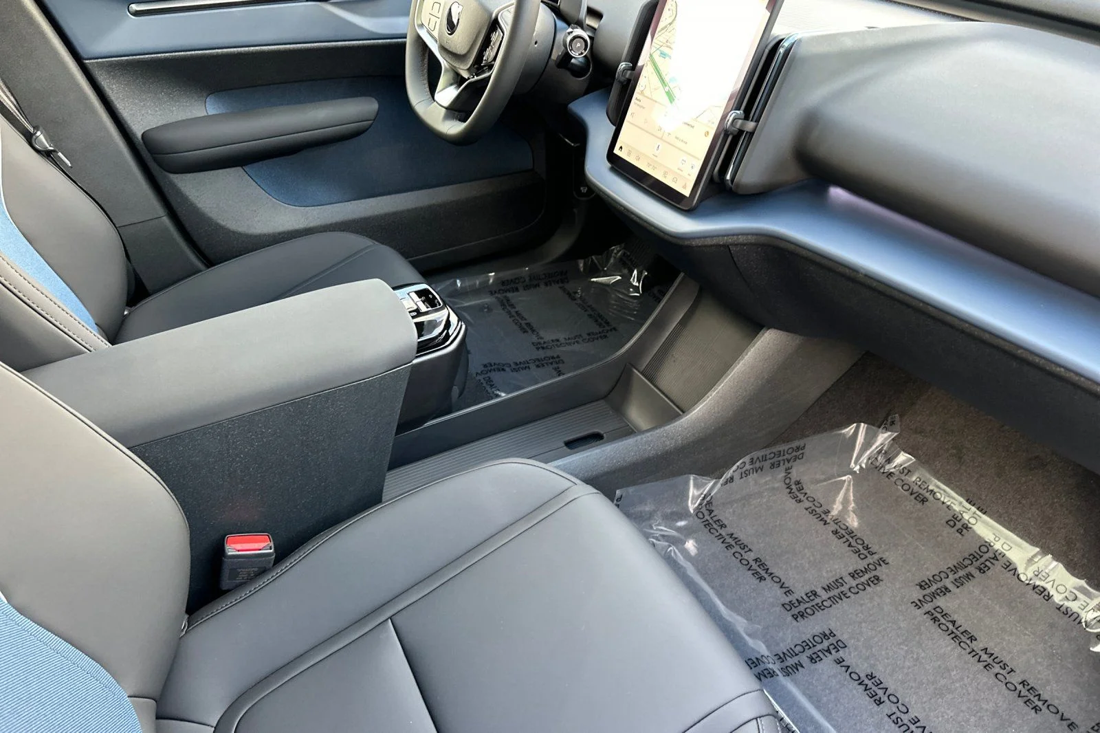 New 2026 Vapour Grey Volvo Twin Motor Plus image 17