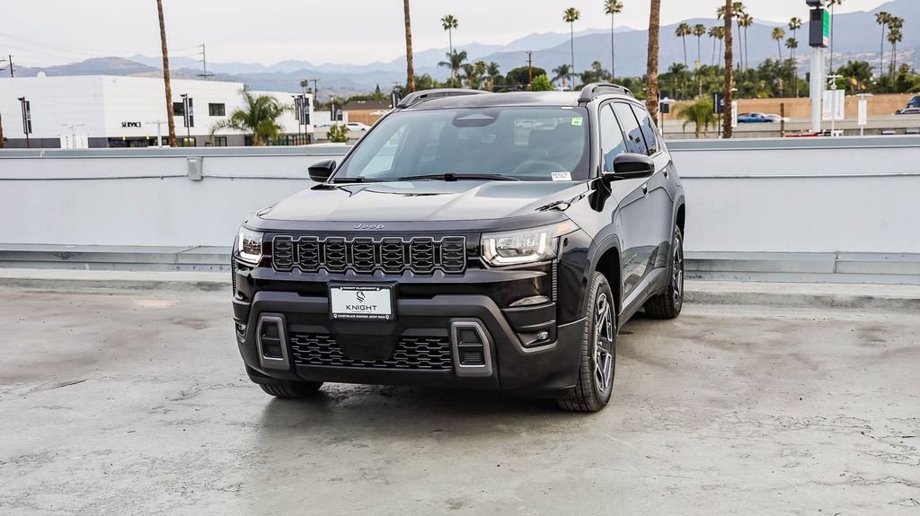 New 2026 Diamond Black Jeep Laredo image 4