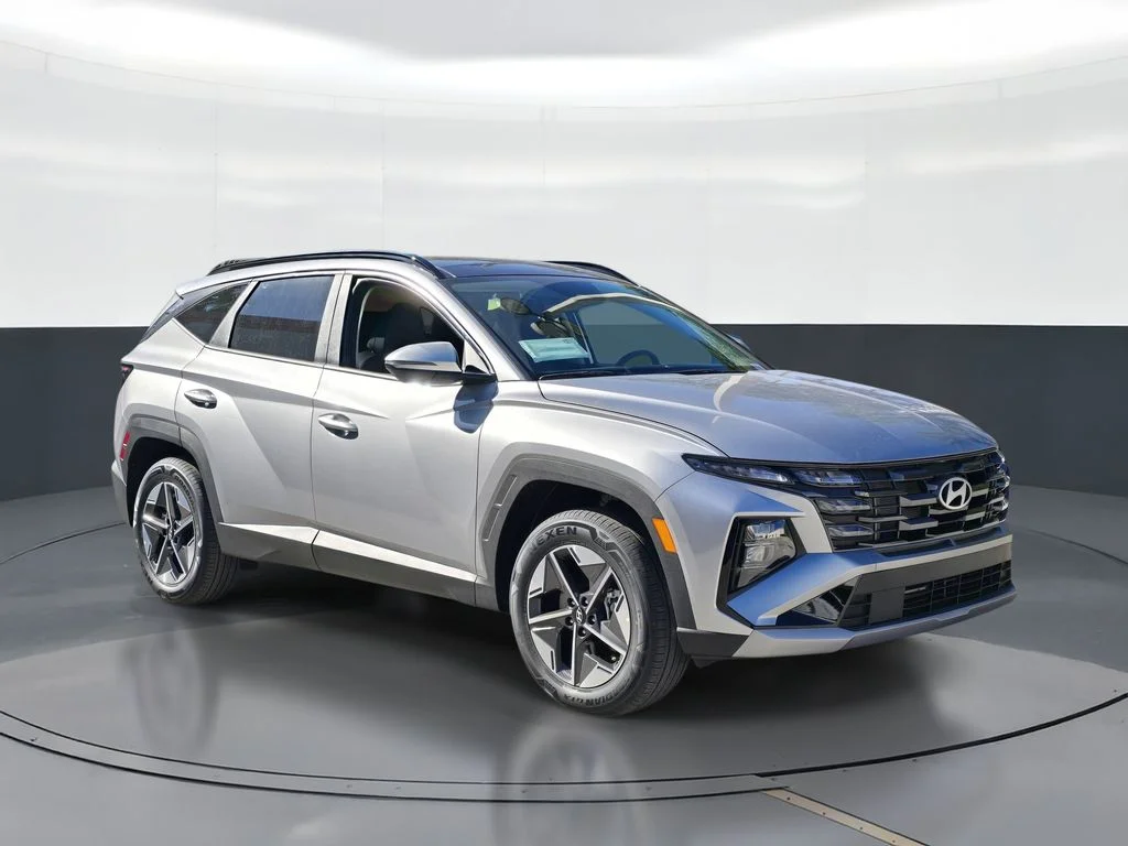 New 2026 Silver Hyundai SEL image 2