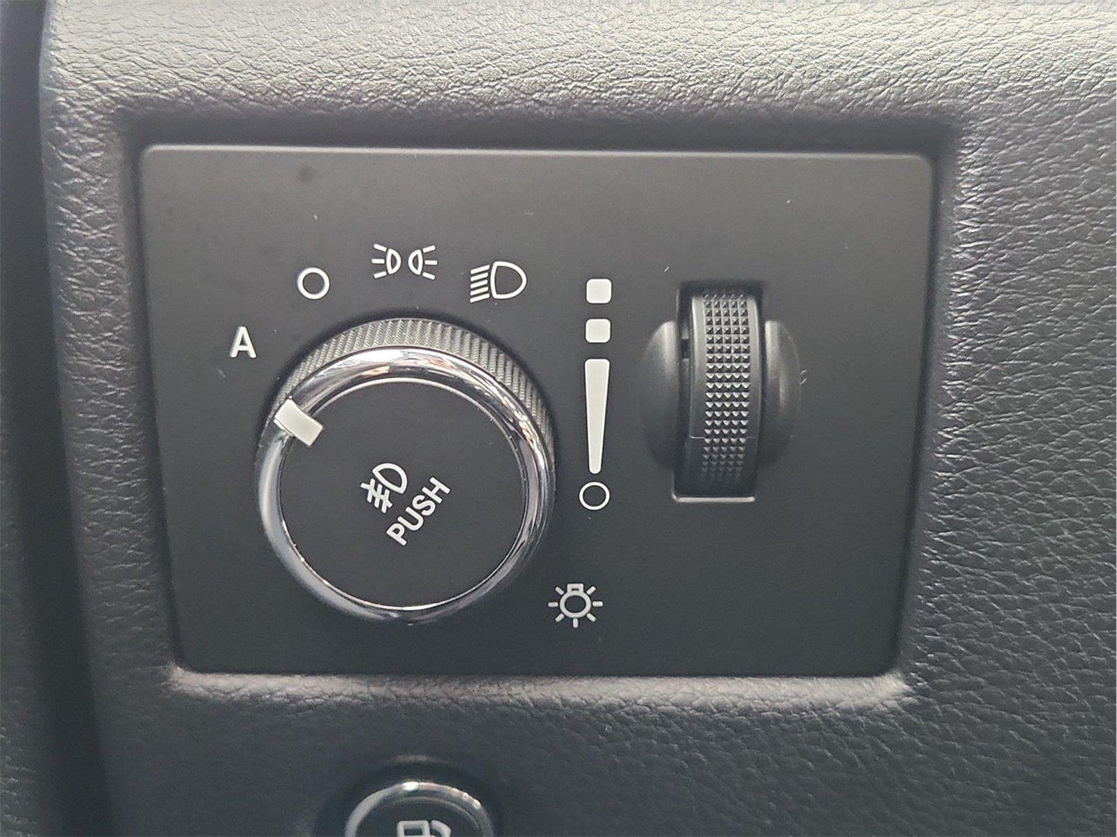 2015 Jeep Grand Cherokee Overland Silver at Auto Boutique Texas