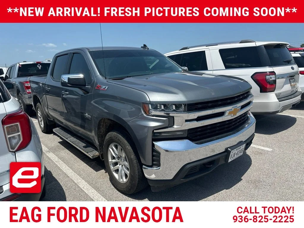 Used 2021 Gray Chevrolet LT image 1