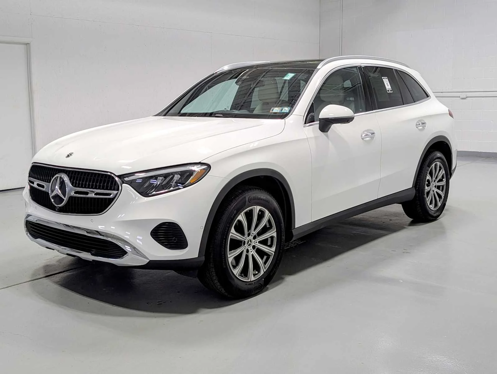2026 Mercedes-Benz GLC GLC 300 4MATIC's photo