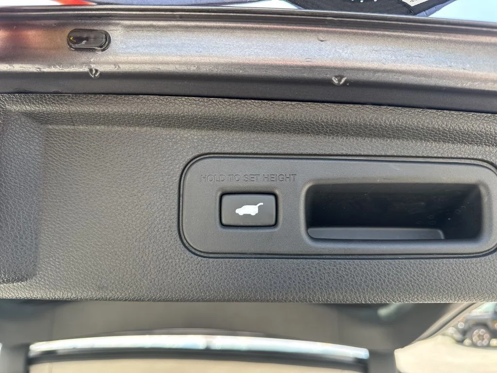 Used 2025 Gray Honda EX-L image 29