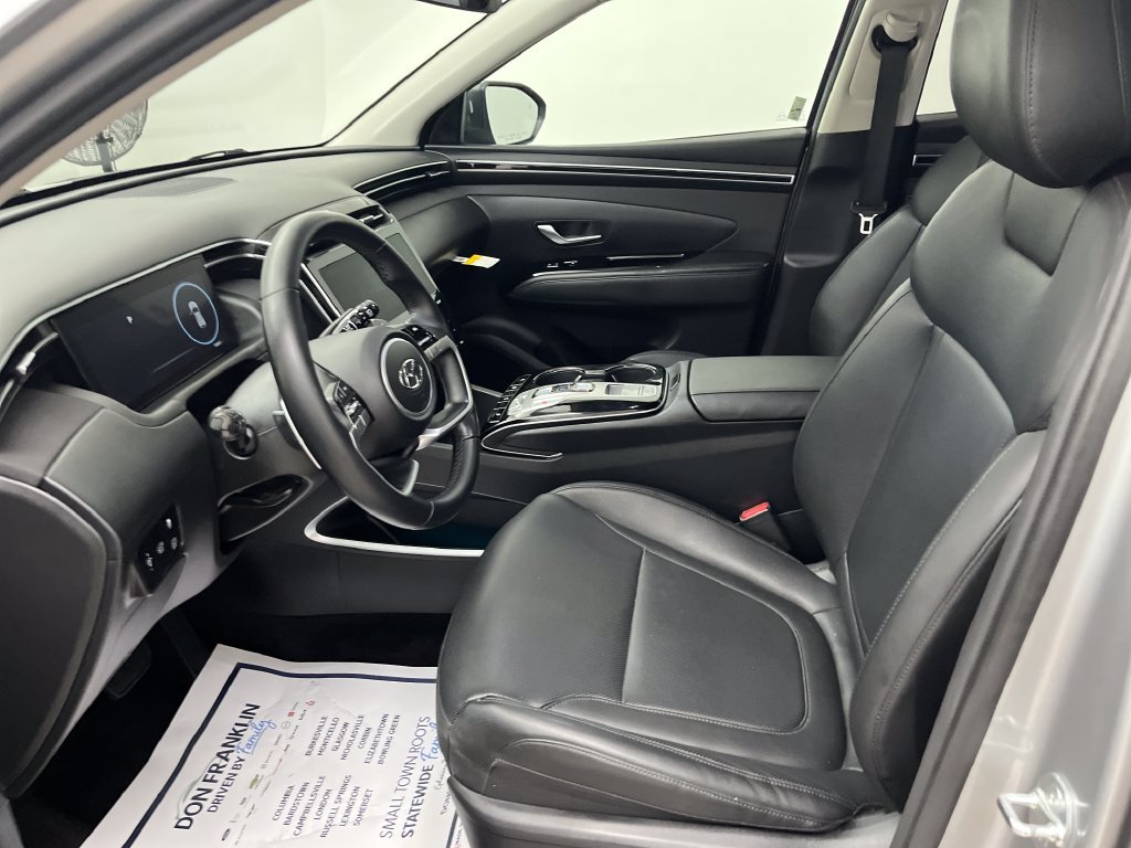 Used 2024 Silver Hyundai SEL Convenience image 12