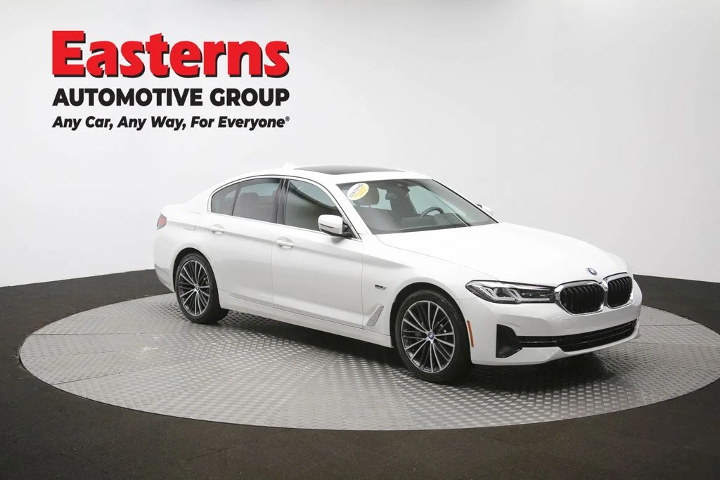 Used 2023 White BMW 530e iPerformance image 53