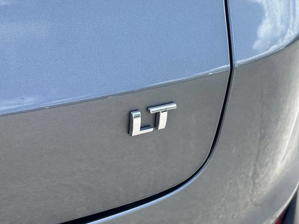 Used 2021 SATIN STEEL METALLIC Chevrolet LT image 12