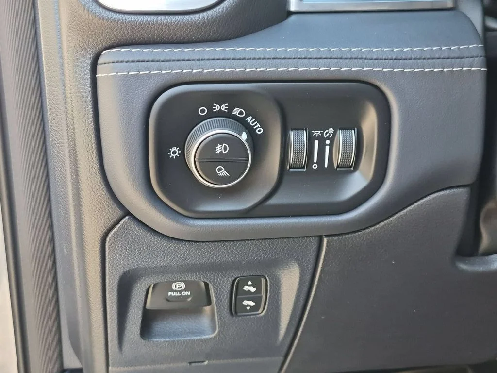 Used 2024 Silver Ram Limited image 15