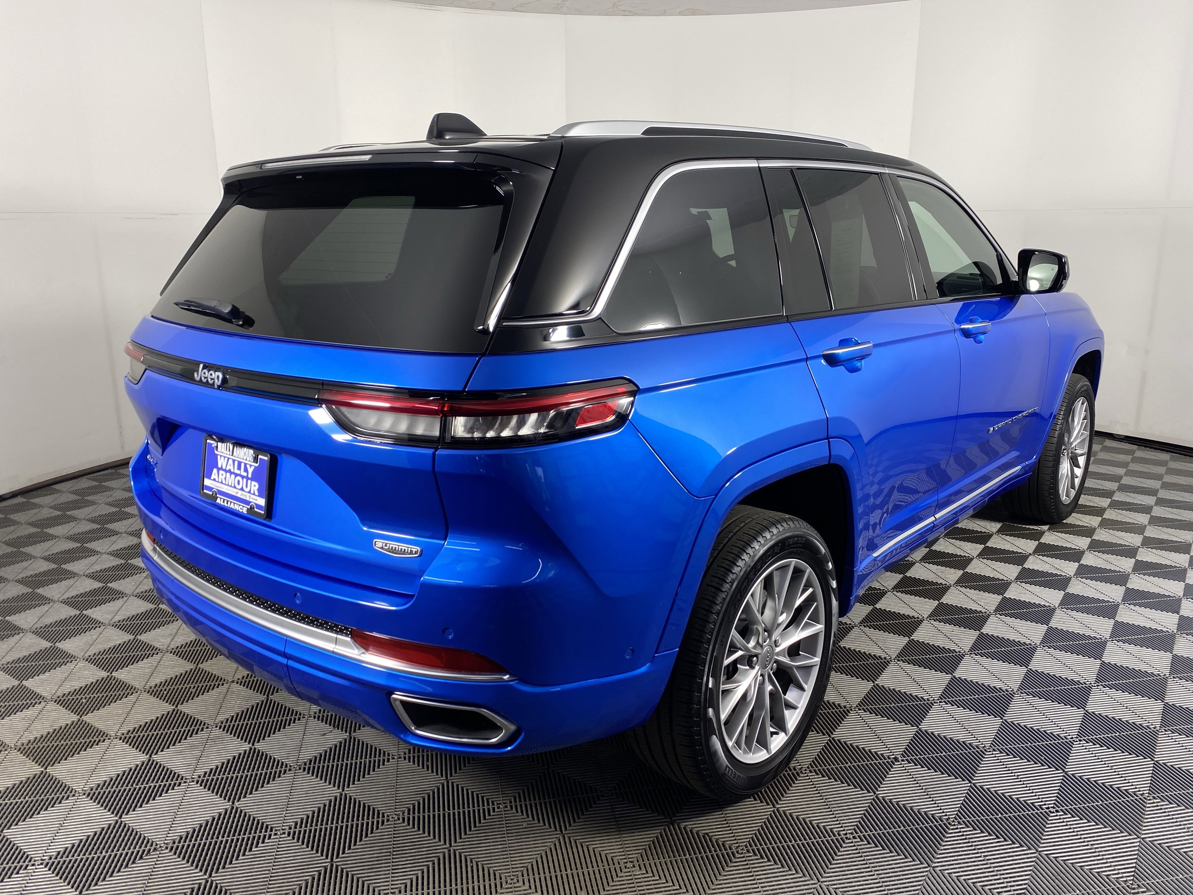 Wally Armour Used Cars