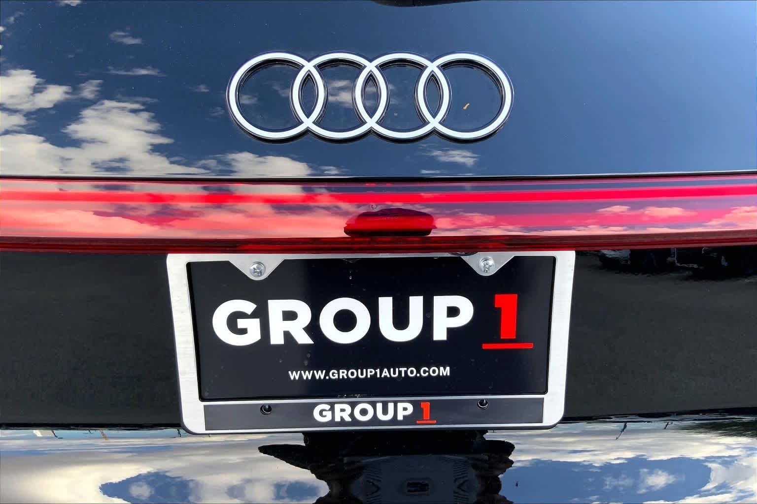 Used 2026 Arkona White Audi Premium image 31