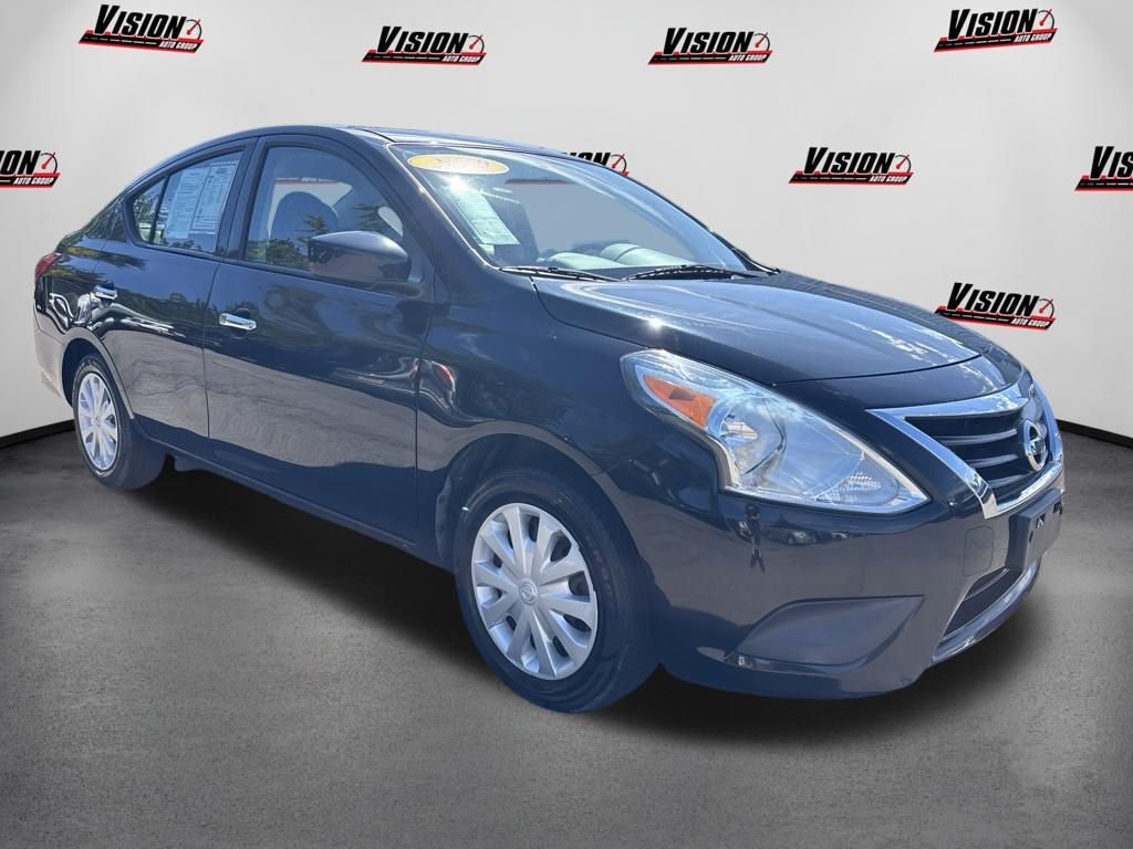 Used 2019 Black Nissan 1.6 SV image 3