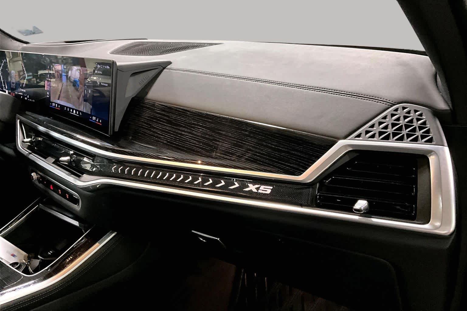 Used 2024 Brooklyn Grey Metallic BMW xDrive40i image 18