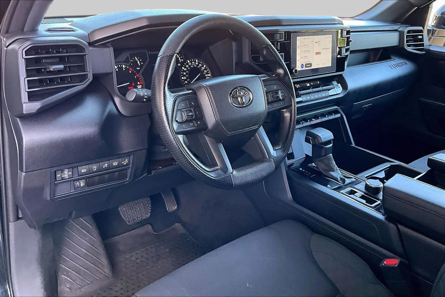 Used 2025 Midnight Black Metallic Toyota SR5 image 18