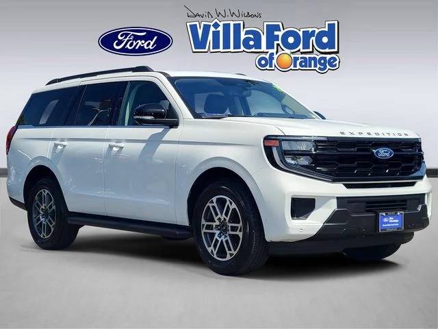 2025 Ford Expedition Active's photo