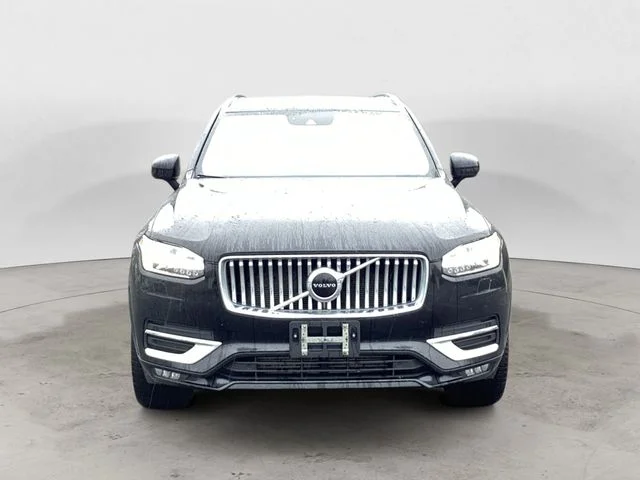 Used 2021 Onyx Black Metallic Volvo T6 Inscription image 8