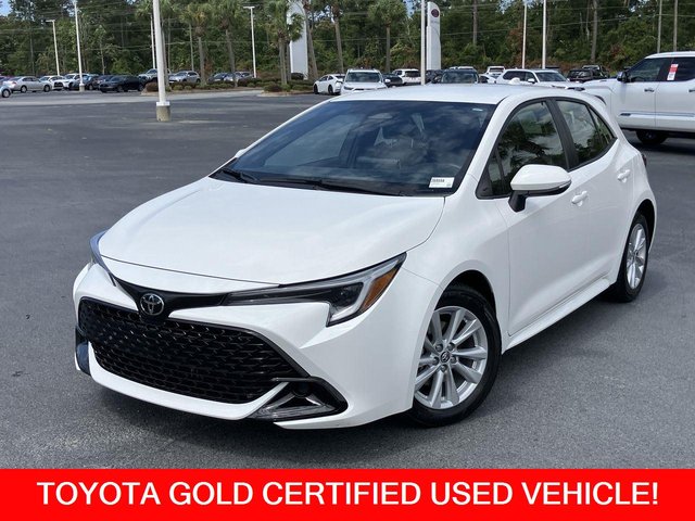 2025 Toyota Corolla Hatchback SE