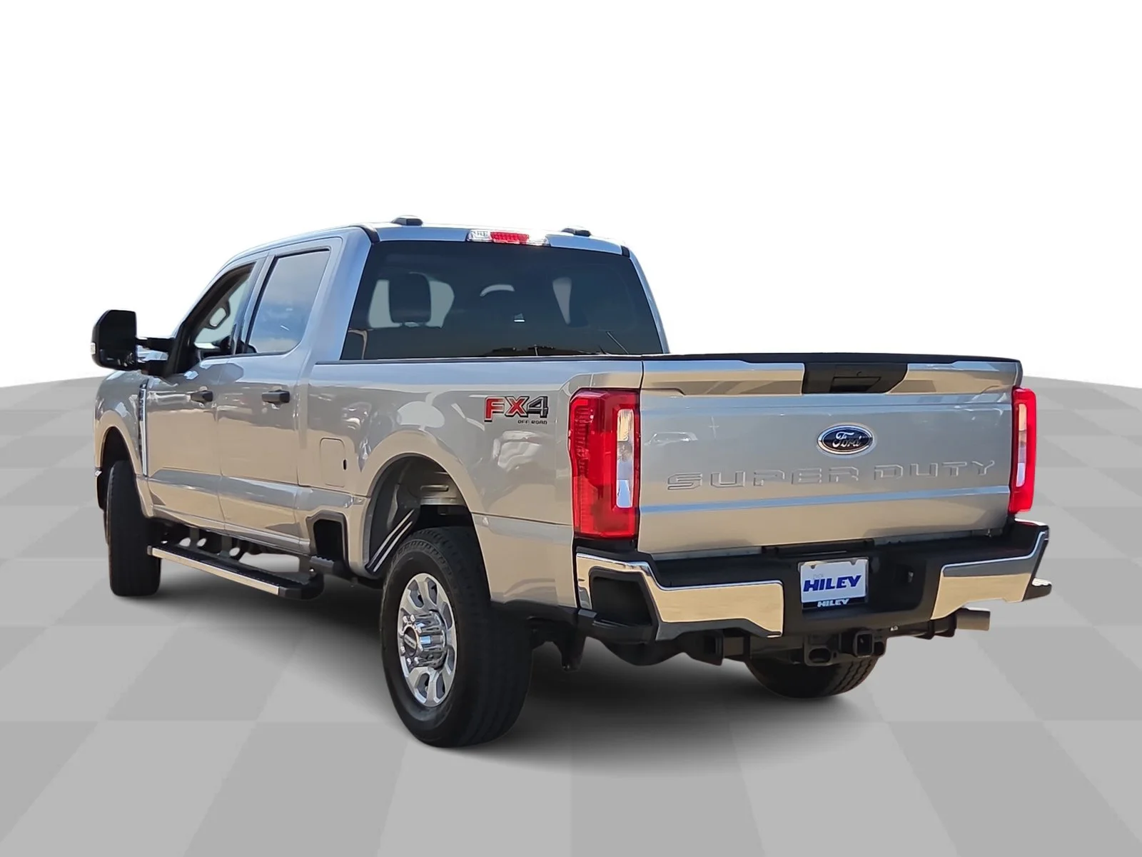 Used 2024 Silver Ford XLT image 6